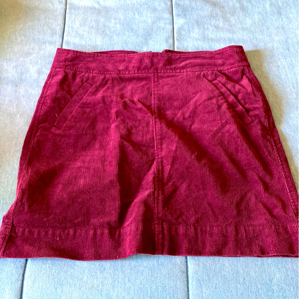 Corduroy skirt